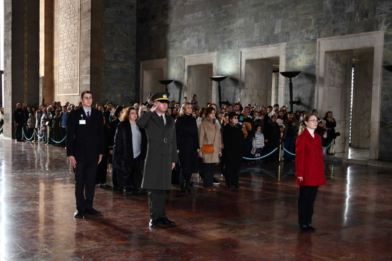 17 Şubat 2024 MÜKAD Üçüncü Dönem Yönetim Kurulu Anıtkabir’i Ziyaret Etti