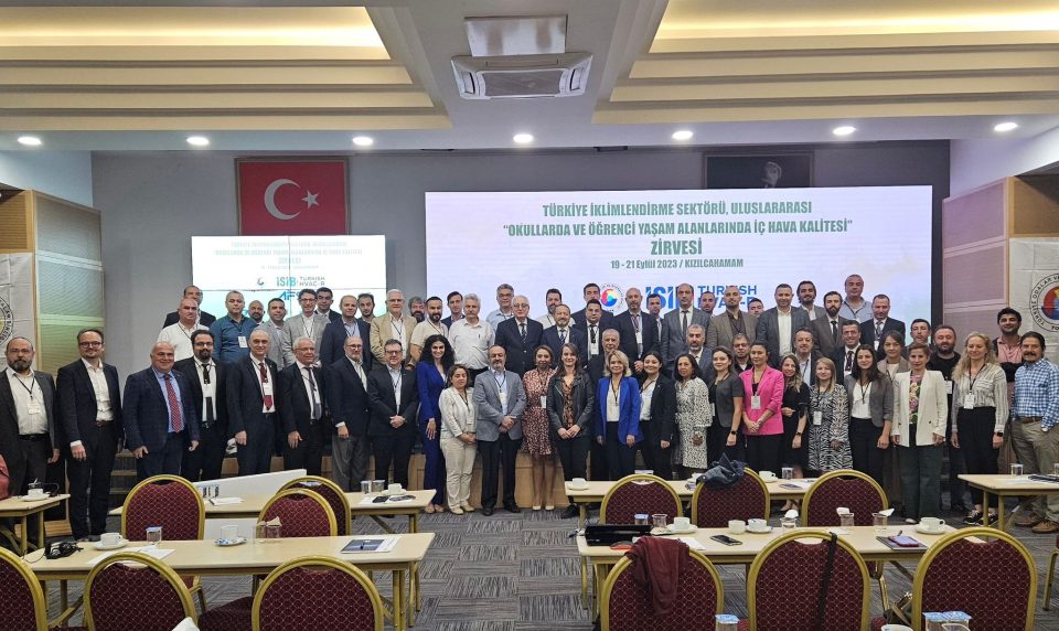 22 Eylül 2023 Öğrenci Yaşam Alanlarında İç Hava Kalitesi Zirvesi